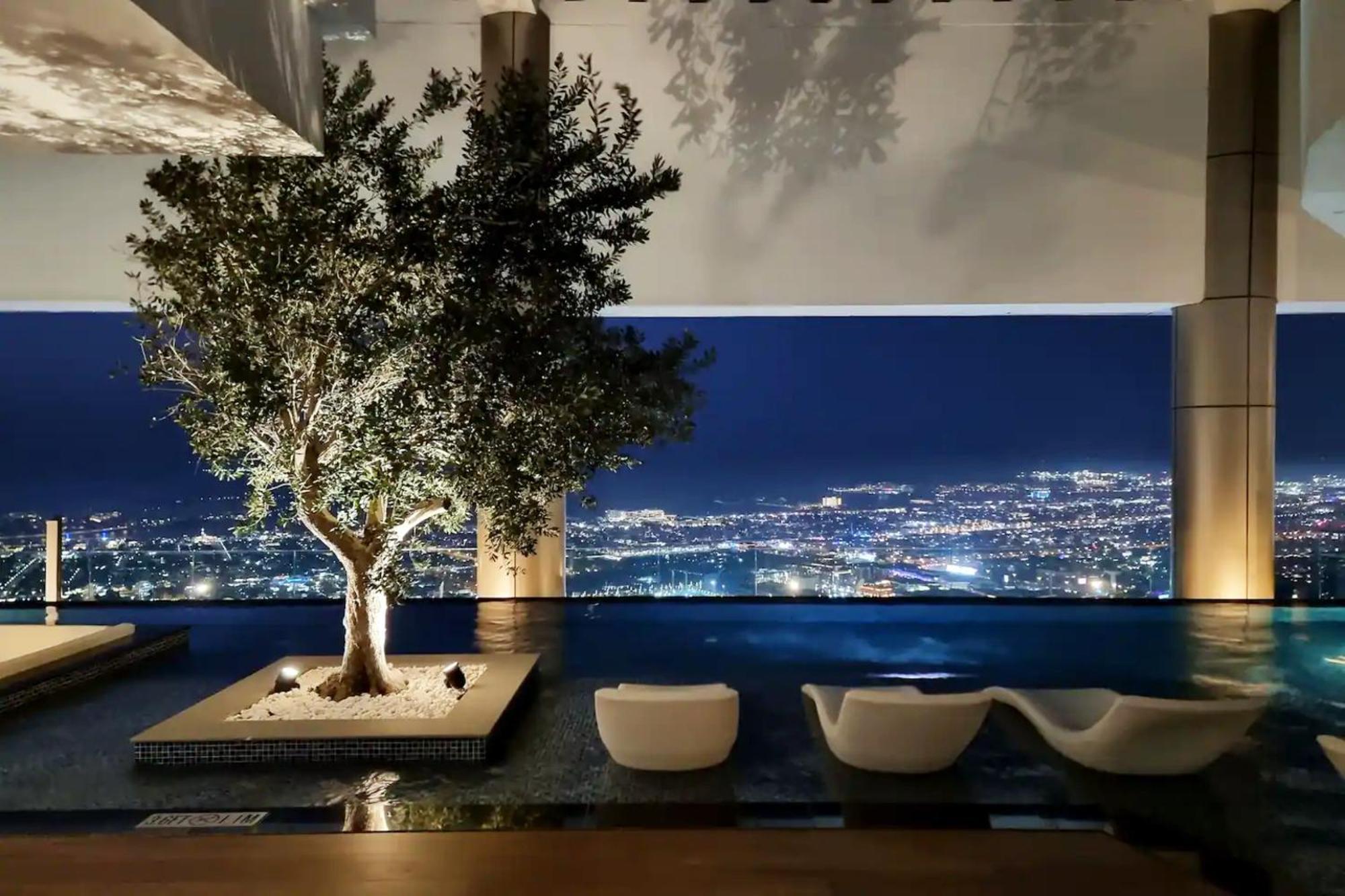 Apartment Avalonstay - Paramount Midtown High Floor With Burj Khalifa View & Infinity Pool Dubai