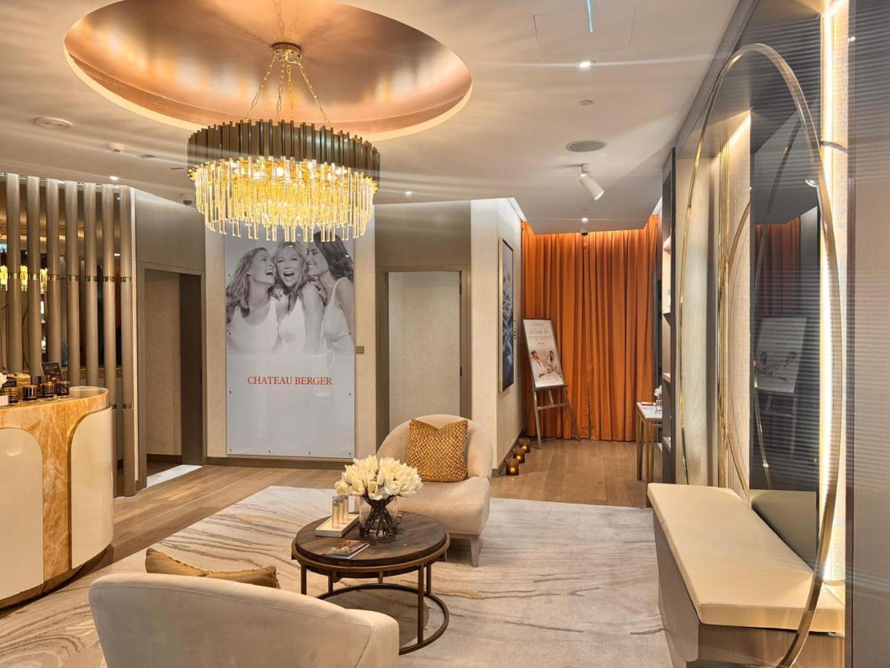 Apartment Avalonstay - Paramount Midtown High Floor With Burj Khalifa View & Infinity Pool Dubai
