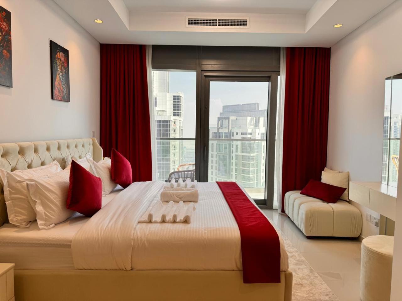 Apartment Avalonstay - Paramount Midtown High Floor With Burj Khalifa View & Infinity Pool Dubai